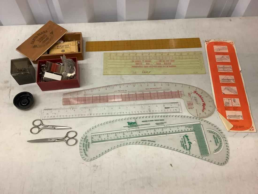 lot of sewing supplies and dressmaking rulers: lot of sewing supplies and dressmaking rulers