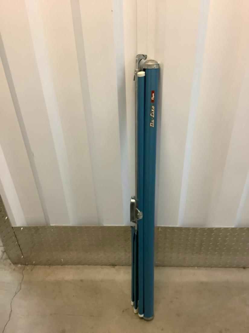 Da-lite projection screens (1 of 1)