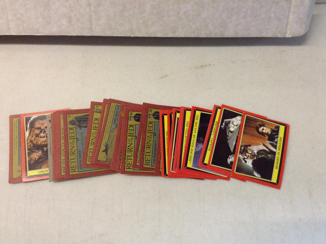 lot of 1983 star wars cards (1 of 1)