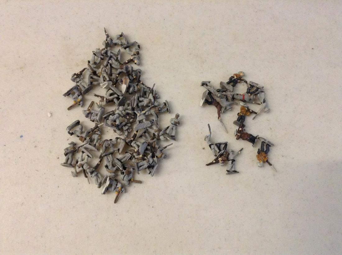 mini army figures (1 of 1)