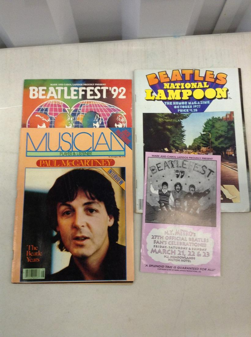 Lot of The Beatles Magazines: Lot of The Beatles Magazines