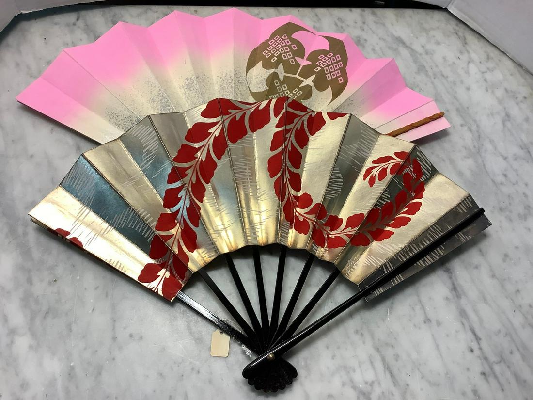 Newark Museum Two Fans (1 of 1)