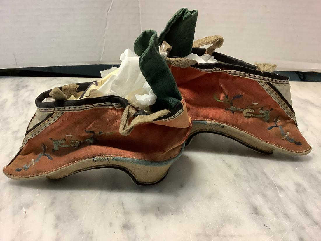 Newark Museum Chinese Shoes (1 of 1)