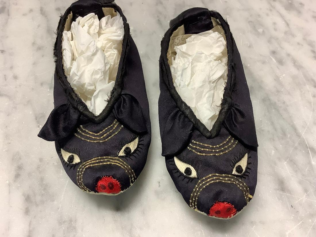 Newark Museum Child's Shoes (1 of 1)