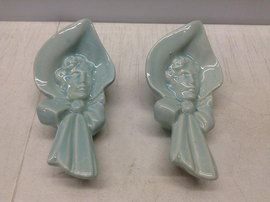 Pair of Signed McCoy Wall Planters 7.5" (1 of 1)