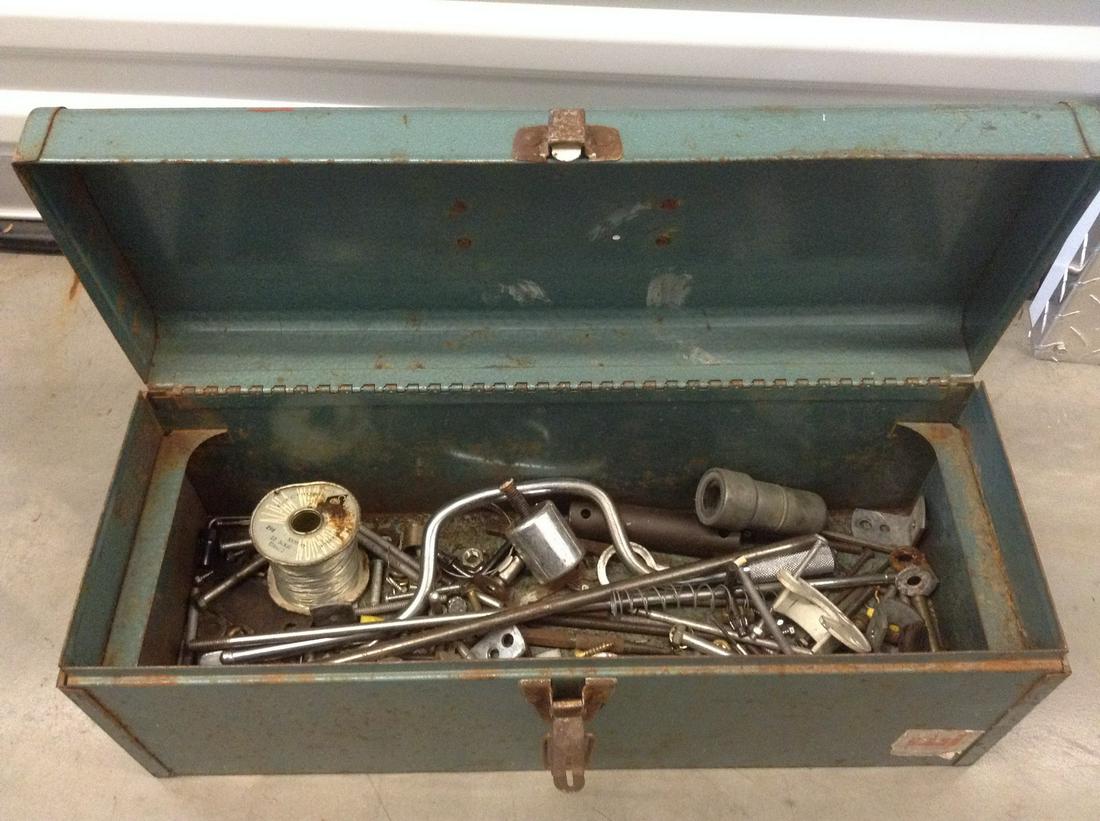 Vintage Tool Box full of tools 19"x7.5"x7" (1 of 1)