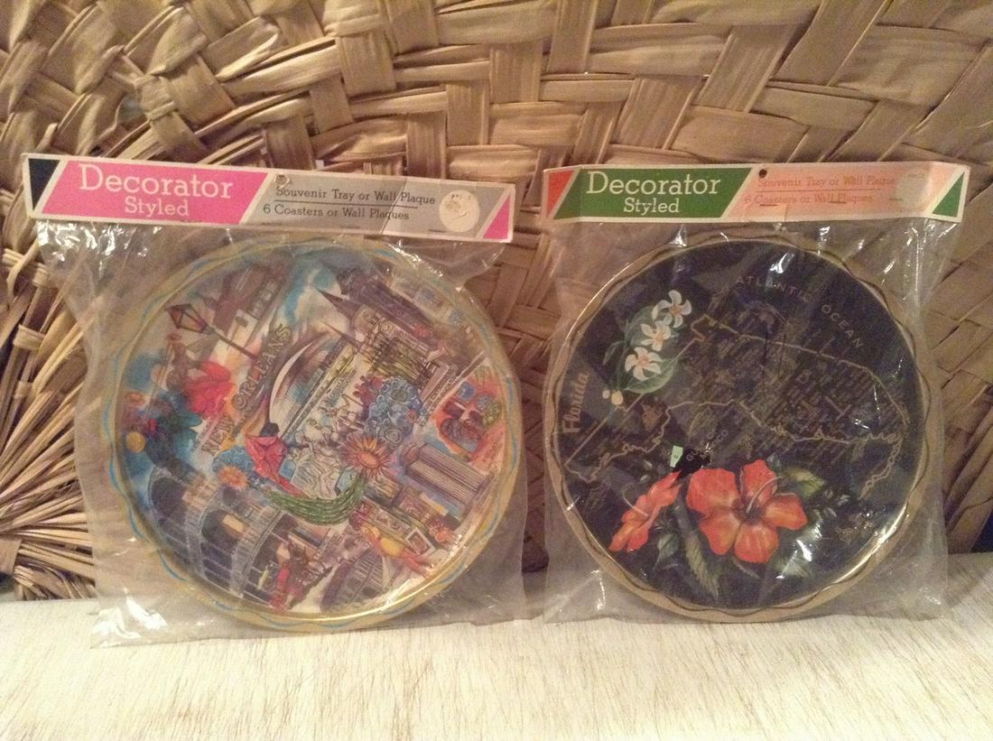 Two Vintage Souvenir Trays in Original Packages (1 of 1)
