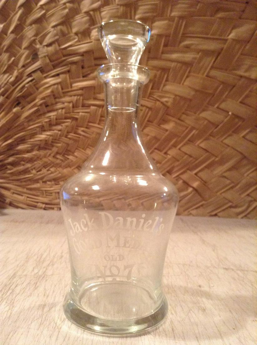 Jack Daniels Gold Medal Old No 7 Decanter 9.25" (1 of 1)