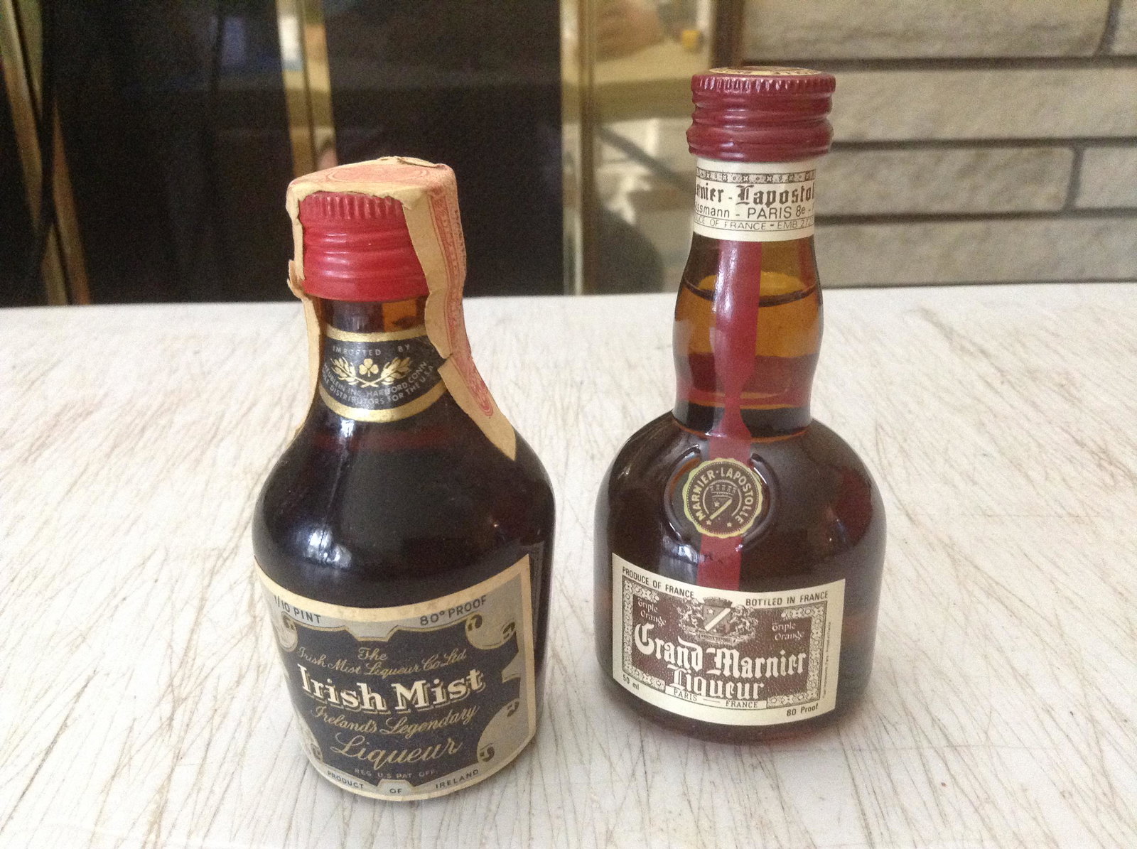 Unbroken tax stamp 1/10th pint Irish Mist Liqueur and: Any contents in bottle is Free; You are bidding on the bottle & unbroken tax stamp