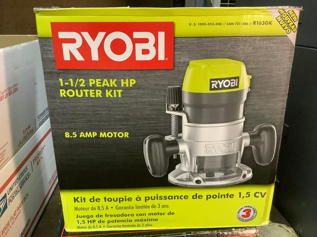 Ryobi 1.5 peak HP router kit (1 of 1)