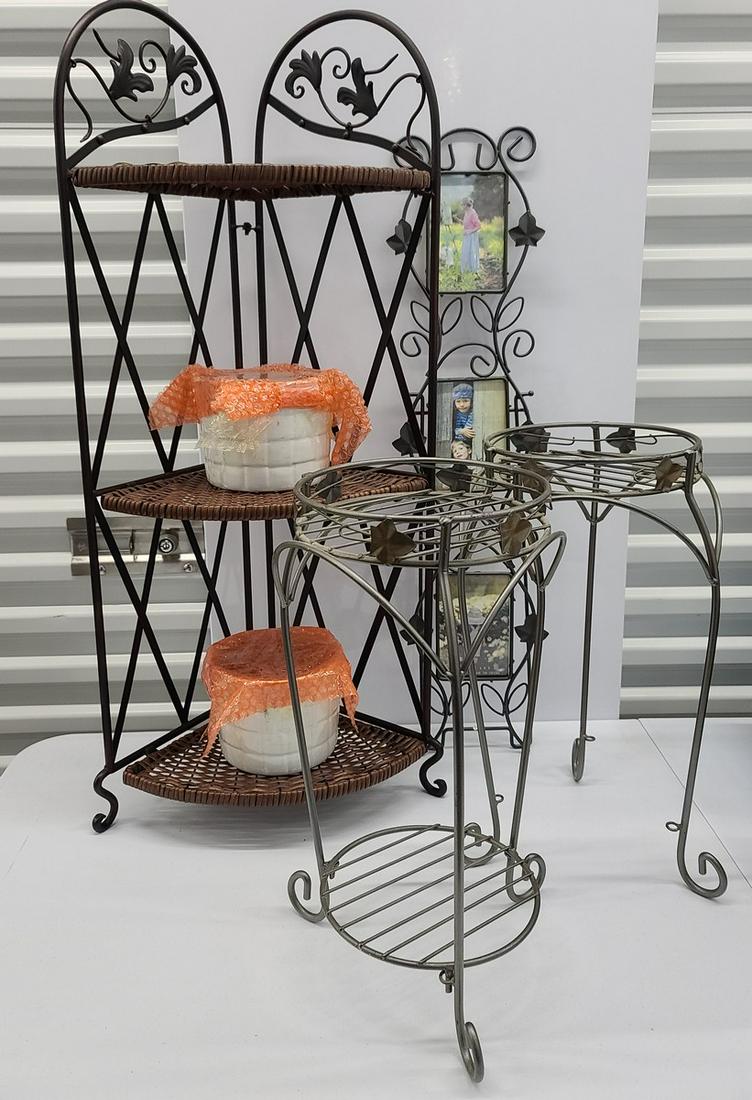 Planters Frame Folding Plant Stand (1 of 1)