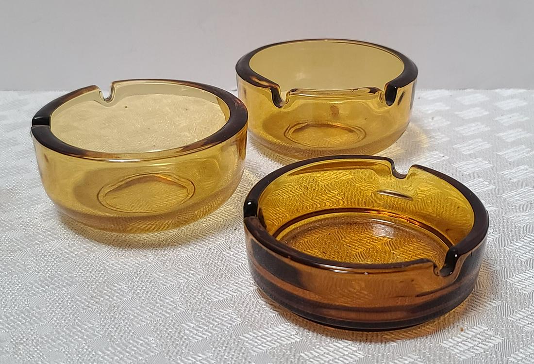 Vintage Amber Glass Ashtrays (1 of 1)