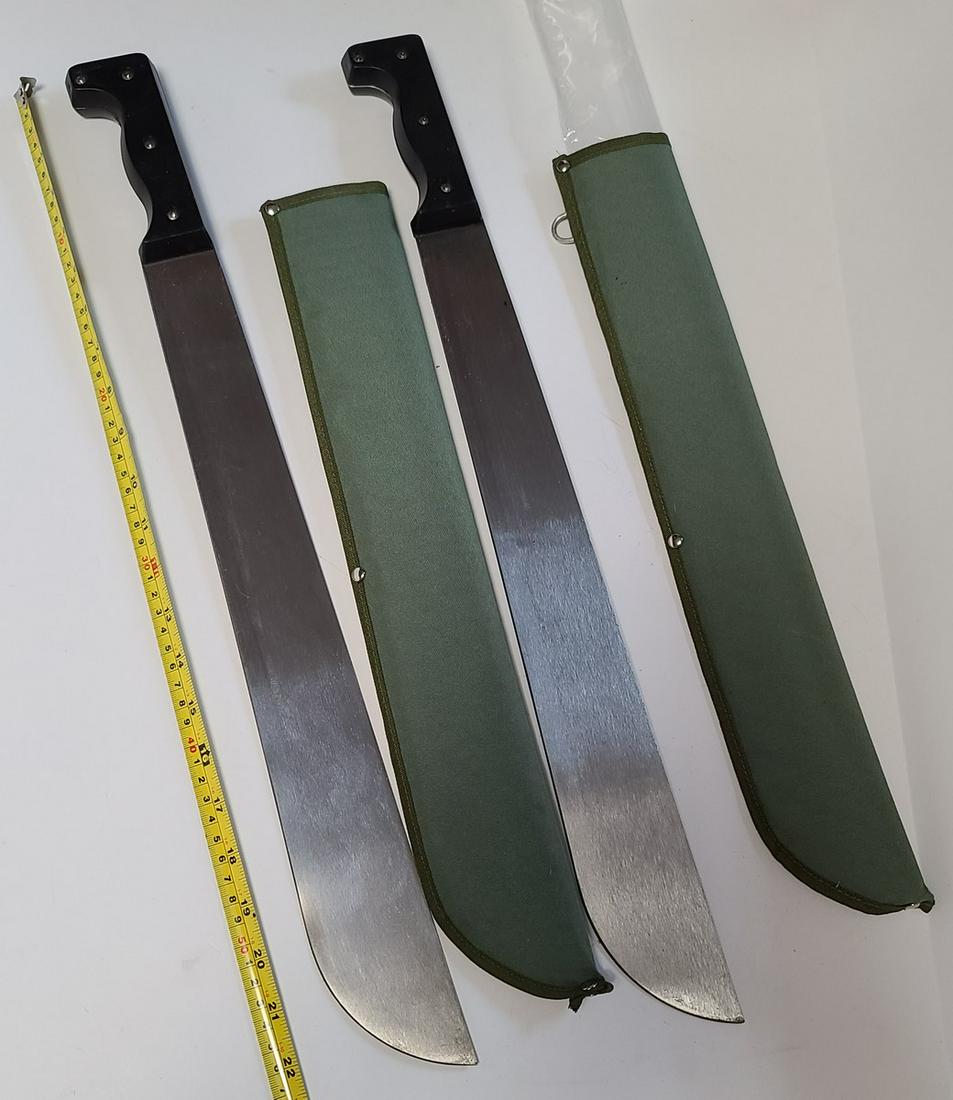 2 Machetes with Sheaths: 2 Machetes with Sheaths