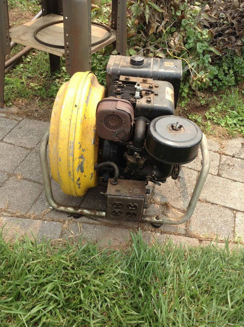 7 Horse Power McCulloch Portable Electric Generator (1 of 1)