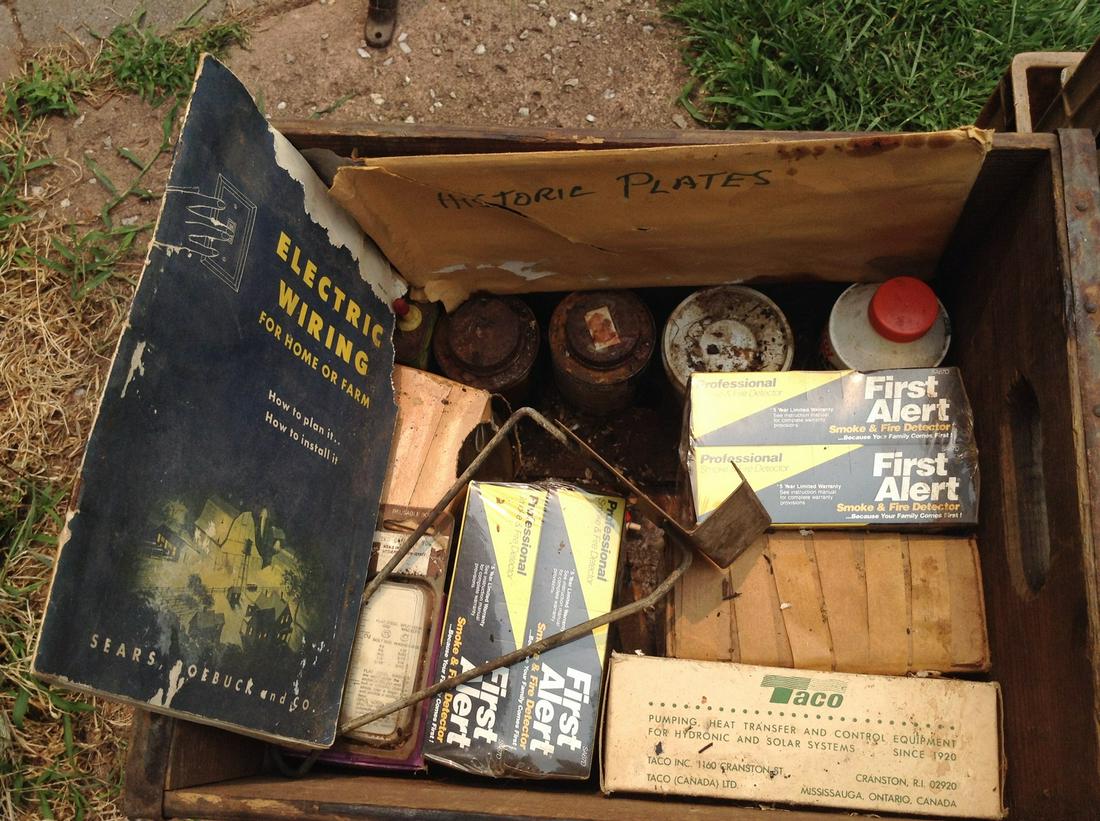 Box of Electric Wiring Manual, Sealed Fire Detectors, (1 of 1)