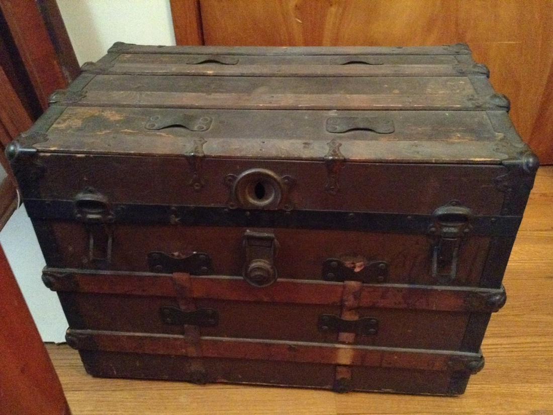 Ocean Chest: 29 x 18 x 20