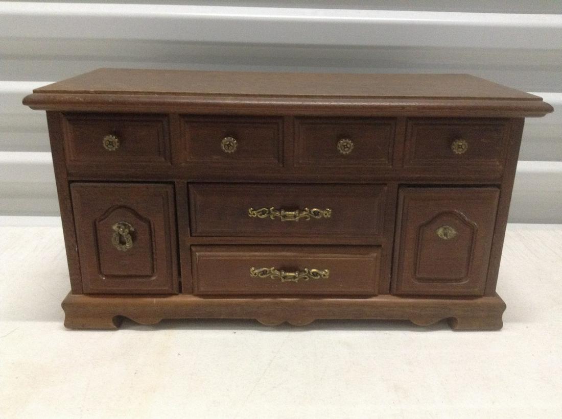 Vintage Jewelry Box  15"x8"x7" (1 of 1)