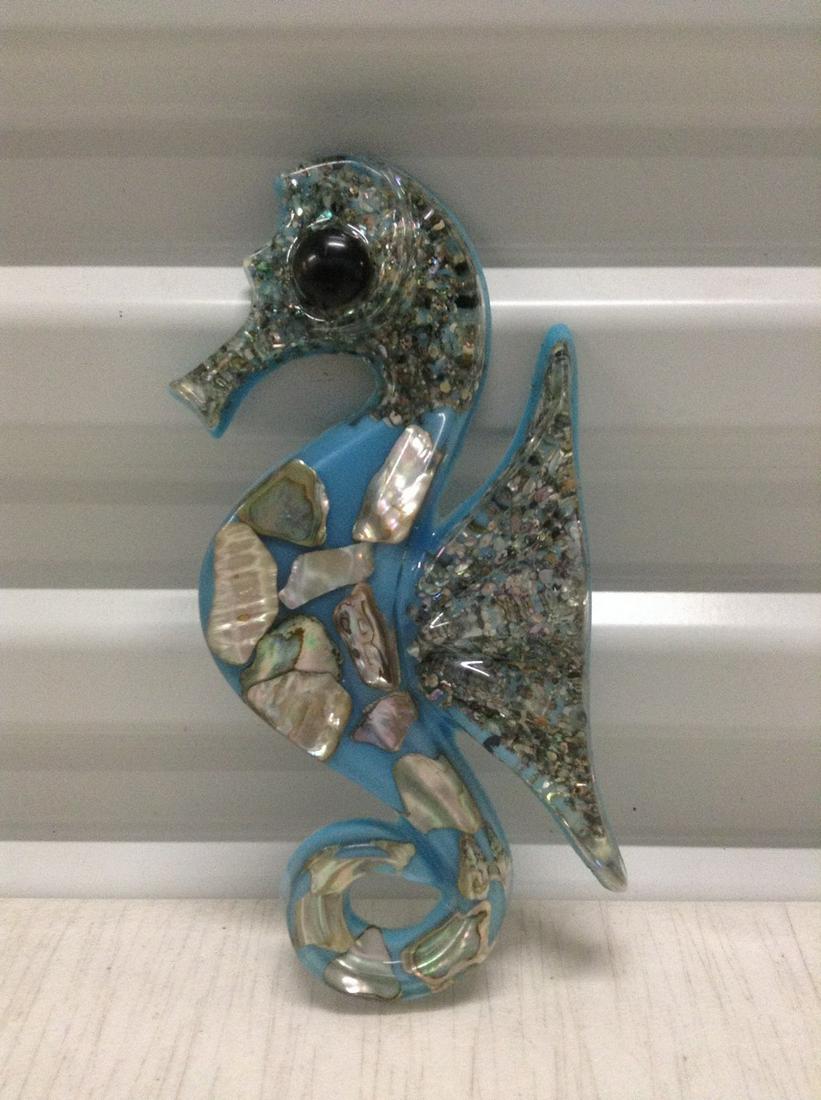 Mid Century Lucite Inlaid Abalone/Mother of Pearl: Mid Century Lucite Inlaid Abalone/Mother of Pearl Seahorse 8.5"
