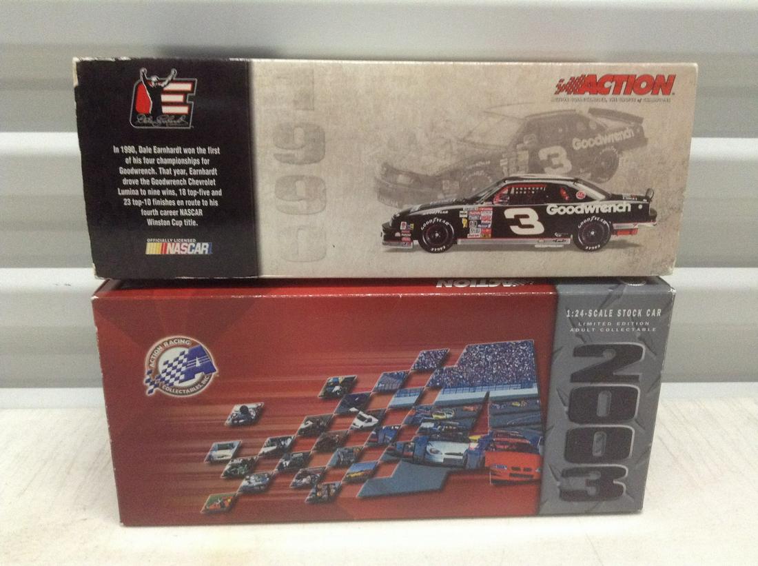 Action 2003 Dale Earnhardt GM Goodwrench 1990 Lumina: Action 2003 Dale Earnhardt GM Goodwrench 1990 Lumina Limited Edition 1:24 Stock Car in the box