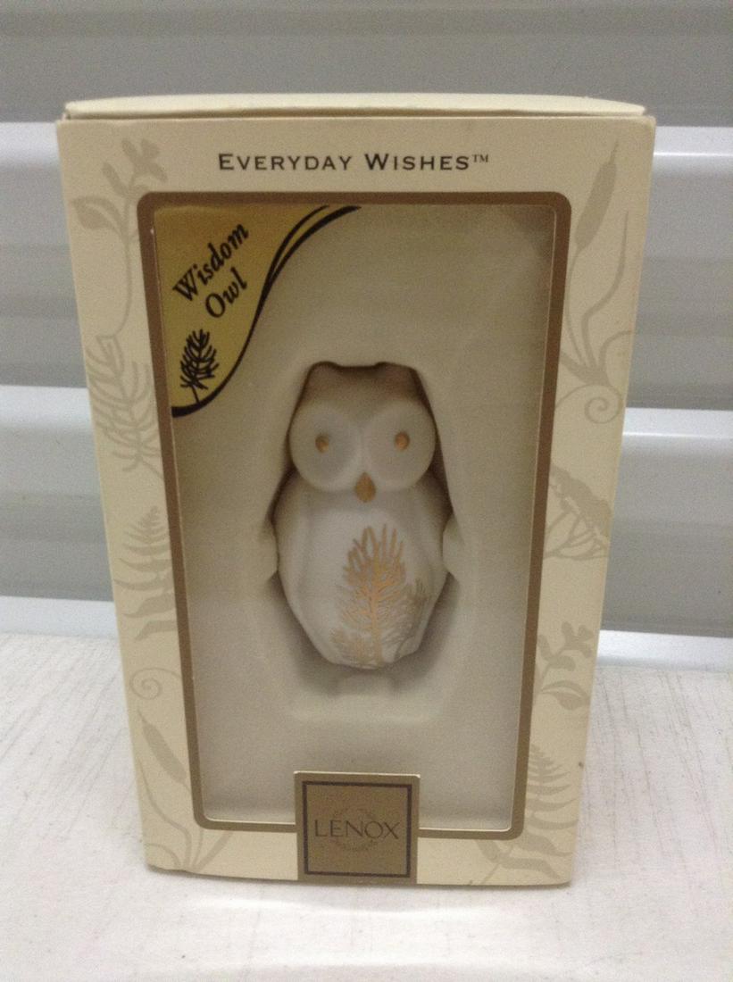 Lenox Wisdom Owl Mint in Box: Lenox Wisdom Owl Mint in Box