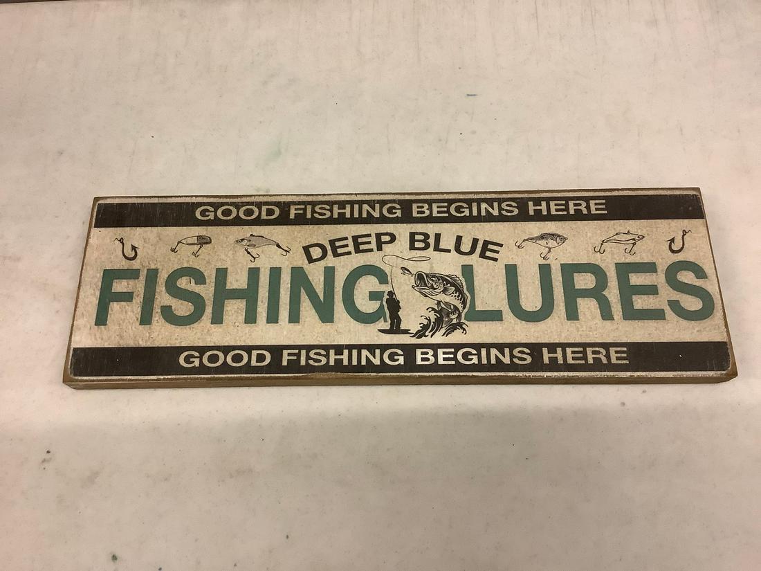 wooden fishing lures sign 5" x 16" (1 of 1)
