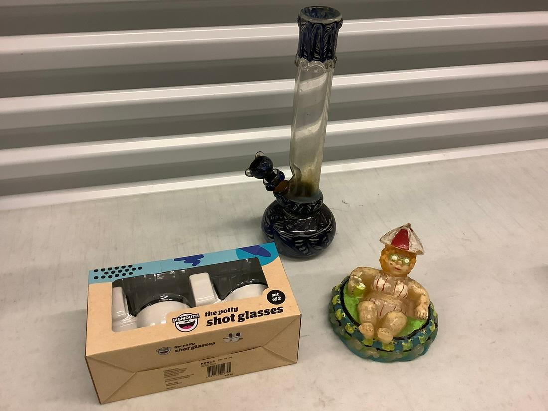Tobacco pipe potty shot glasses and more: Tobacco pipe potty shot glasses and more
