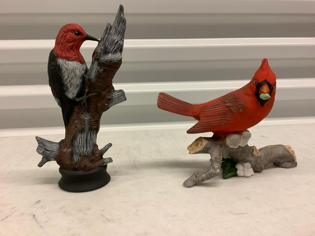 Avon Porcelain cardinal and other bird statue tallest 7 (1 of 1)