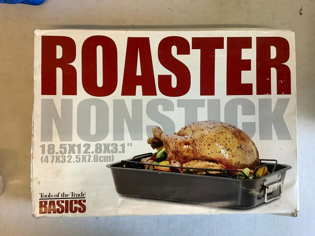 Roaster nonstick in box 18.5x12.8x3.1: Roaster nonstick in box 18.5x12.8x3.1