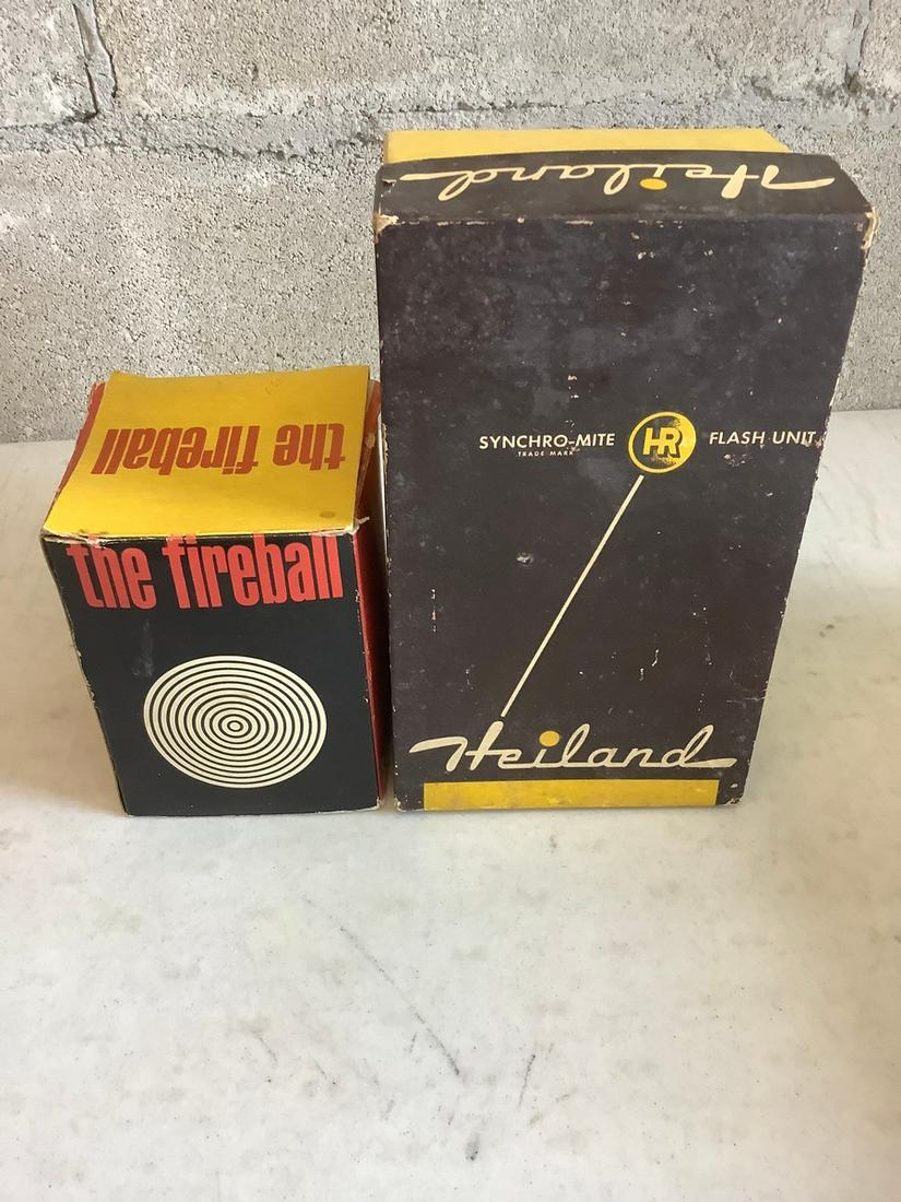 Super 8 movie light and flash unit (1 of 1)