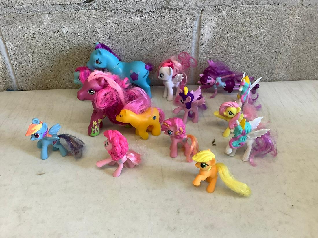 Lot of my little pony toys: Lot of my little pony toys