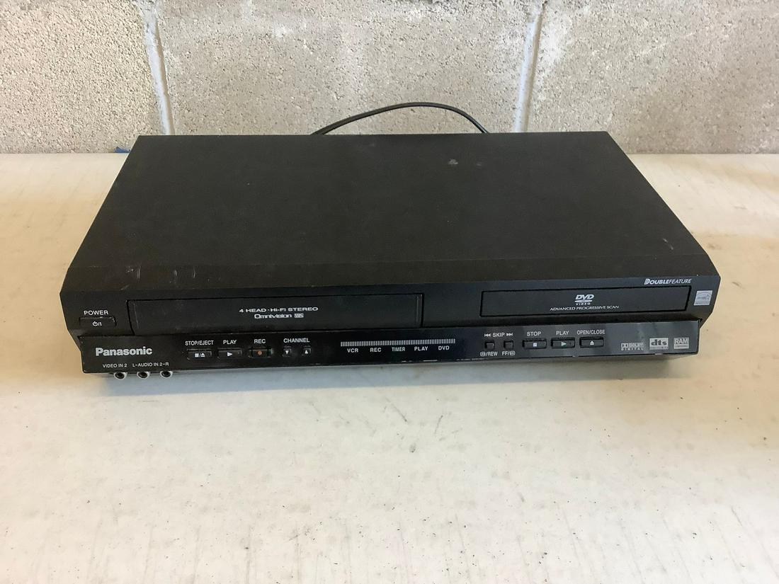 Panasonic DVD/VHS player (1 of 1)