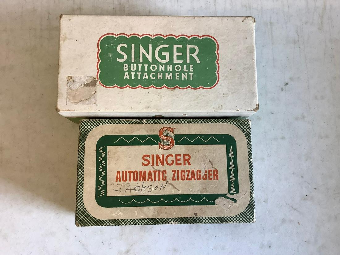 Singer buttonhole attachment and automatic zigzagger (1 of 1)