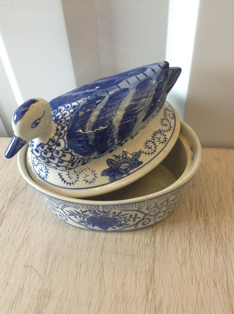 Ceramic Duck Container (1 of 1)