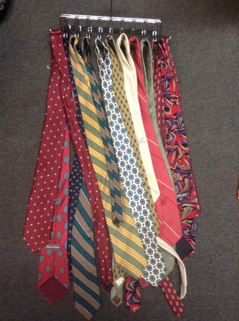 Tie Rack full of Vintage Name Brand Ties (1 of 1)