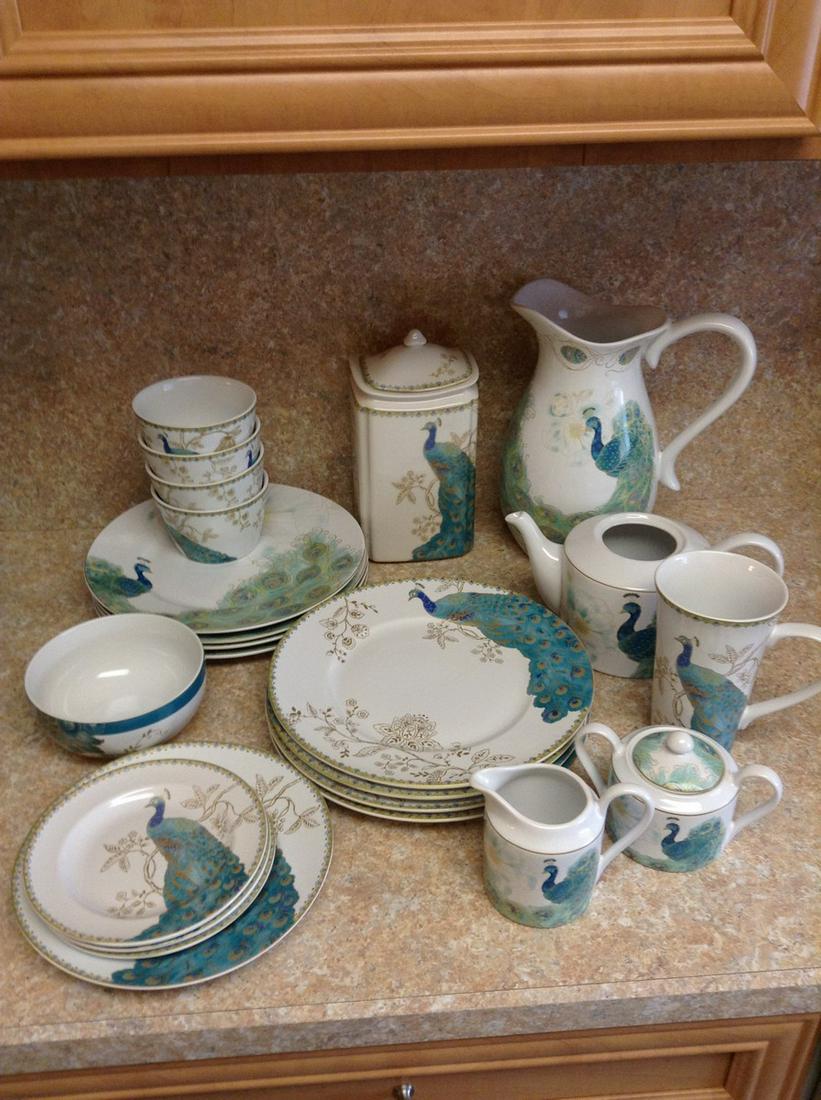 Large lot of Peacock dinnerware Pitcher 11" (1 of 1)