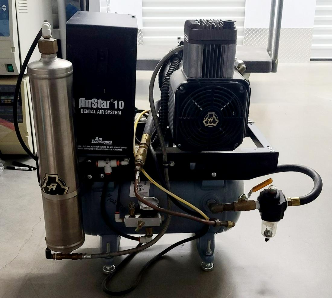 Delta 10 Dental Air System (1 of 1)