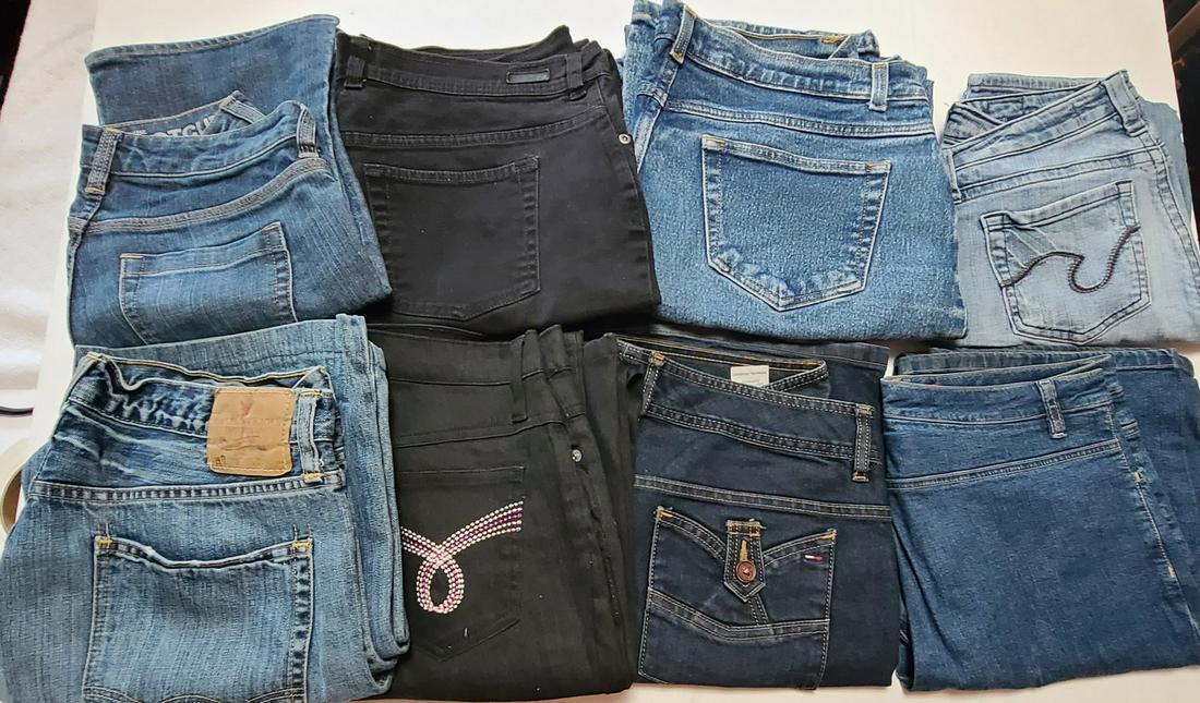 8 Pairs Ladies Jeans S M incl Tommy Hilfiger: 8 Pairs Ladies Jeans S M incl Tommy Hilfiger