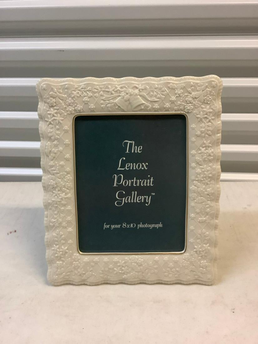 The Lenox Portrait Gallery 8x10 frame: The Lenox Portrait Gallery 8x10 frame