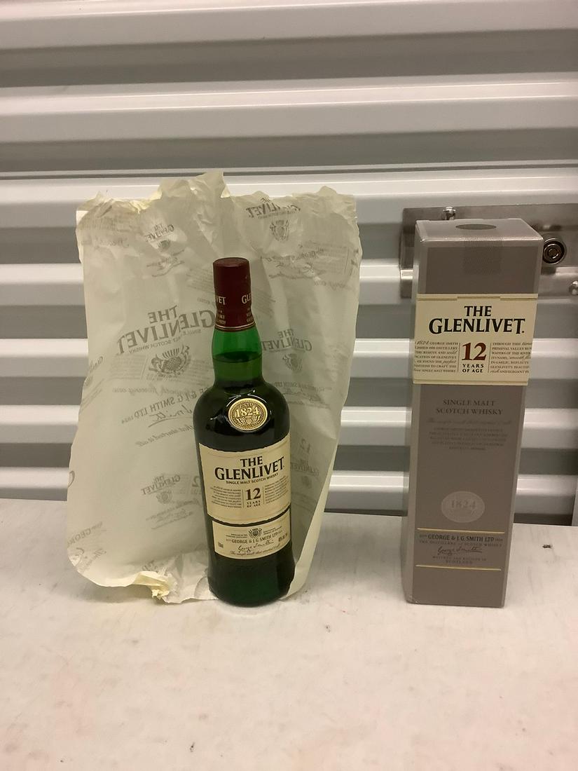 The Glenlivet Malt Scotch Whiskey bottle 750mL (1 of 1)