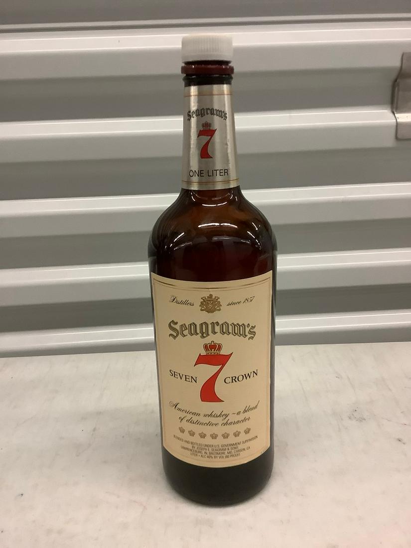 Segram's Seven Crown American Whiskey 1 liter bottle (1 of 1)