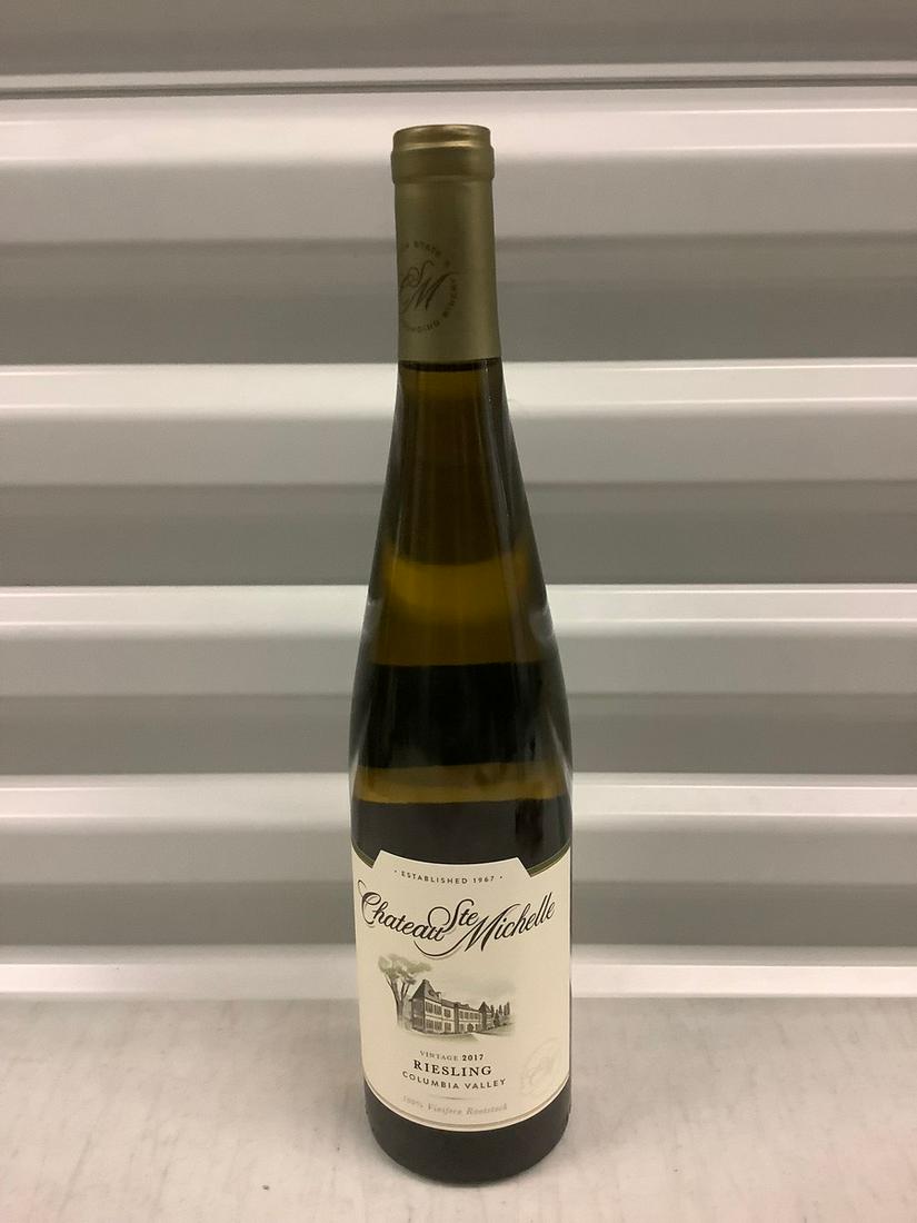 2017 Chateau ste Michelle Riesling 750 ML (1 of 1)
