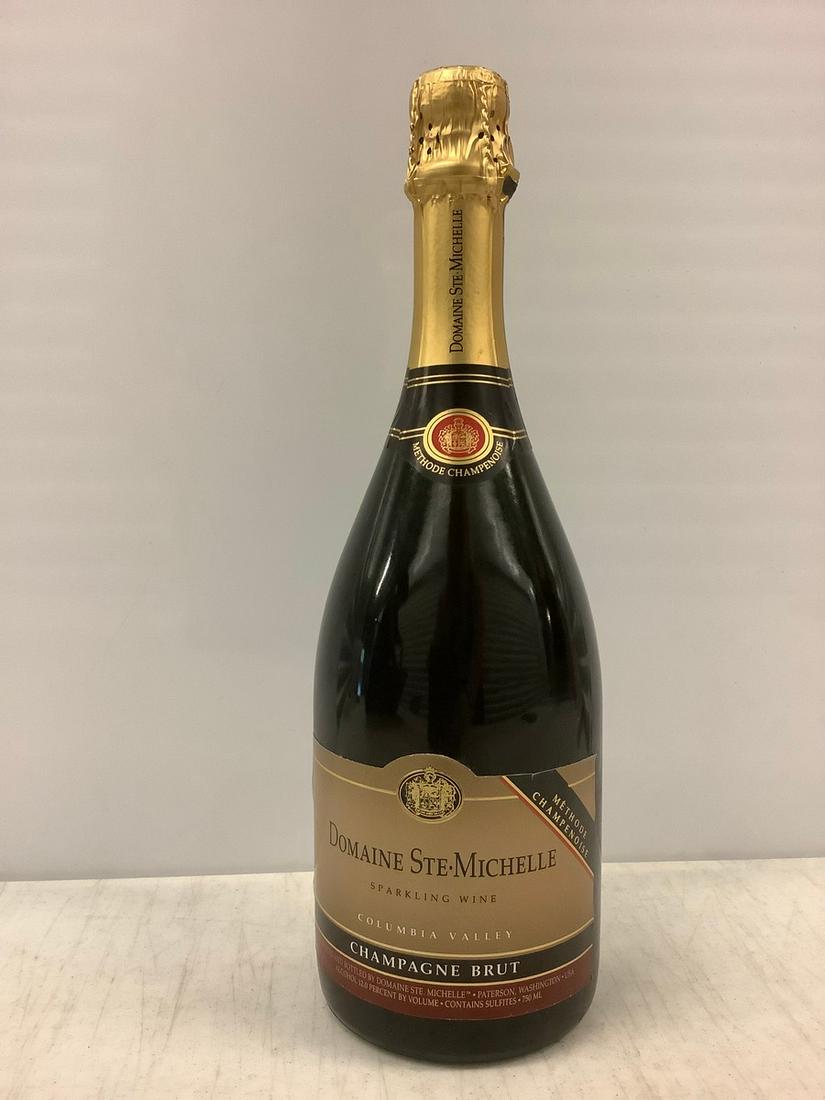 Domaine Ste-Michelle Champagne Brut Full Bottle: Any contents in bottle is Free; You are bidding on the bottle & unbroken tax stamp