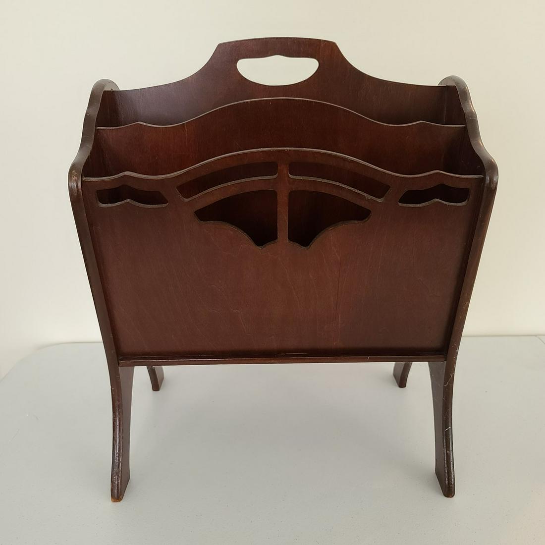 vintage wood magazine holder: 15x20x12