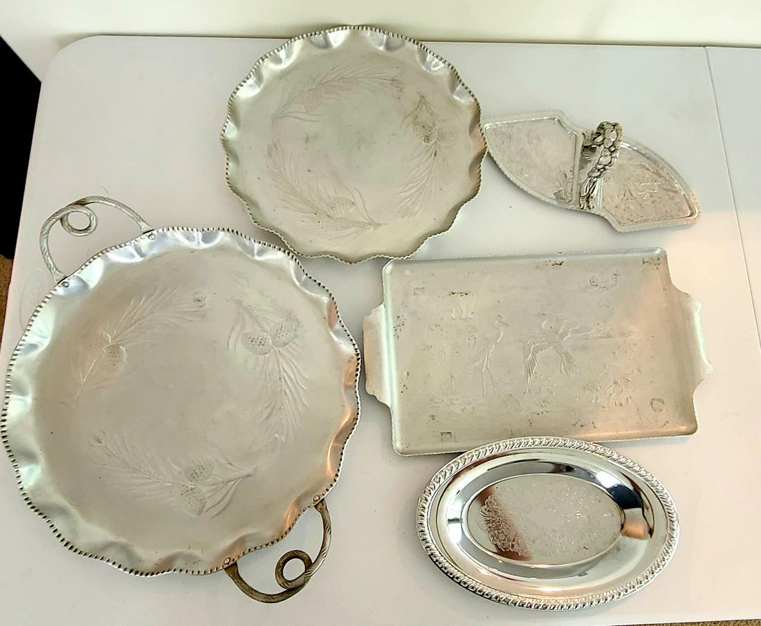 aluminum and metal vintage serving trays (1 of 1)