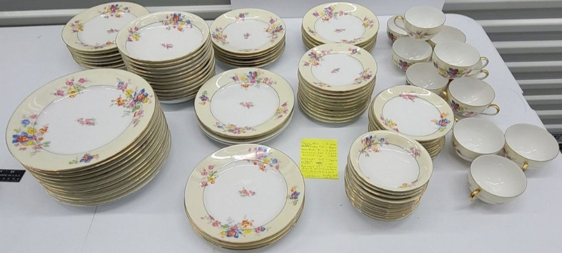 Union K CzechoSlovakia China Set (1 of 2)
