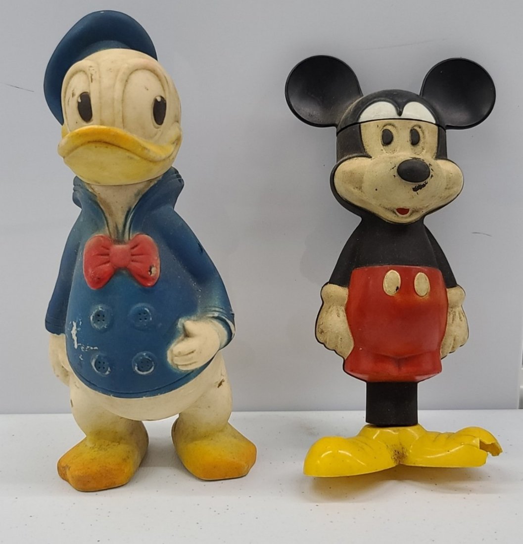 Vintaged Avon Mickey Mouse and Rubber Disney Daffy Duck: Vintaged Avon Mickey Mouse and Rubber Disney Daffy Duck