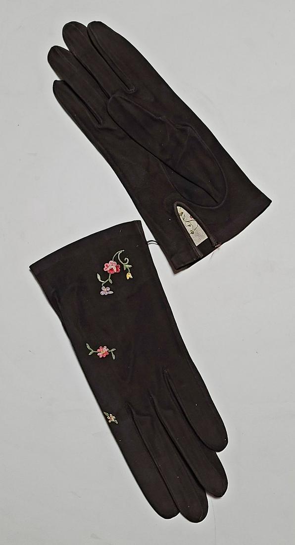 NOS 1950s Brown Suede Leather Gloves: NOS 1950s Brown Suede Leather Gloves