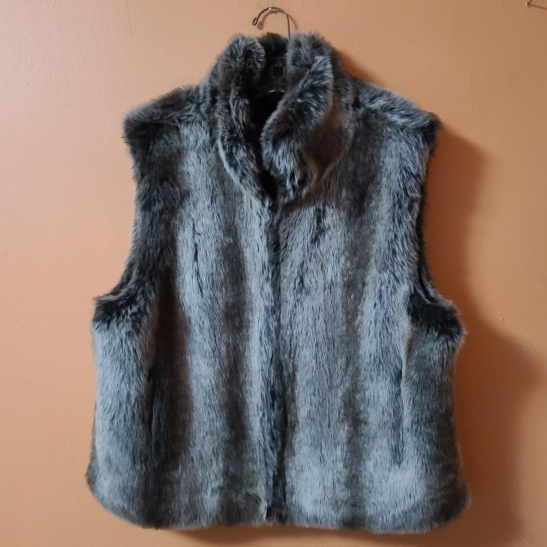Vintage Fur Vest Excellent: Vintage Fur Vest Excellent