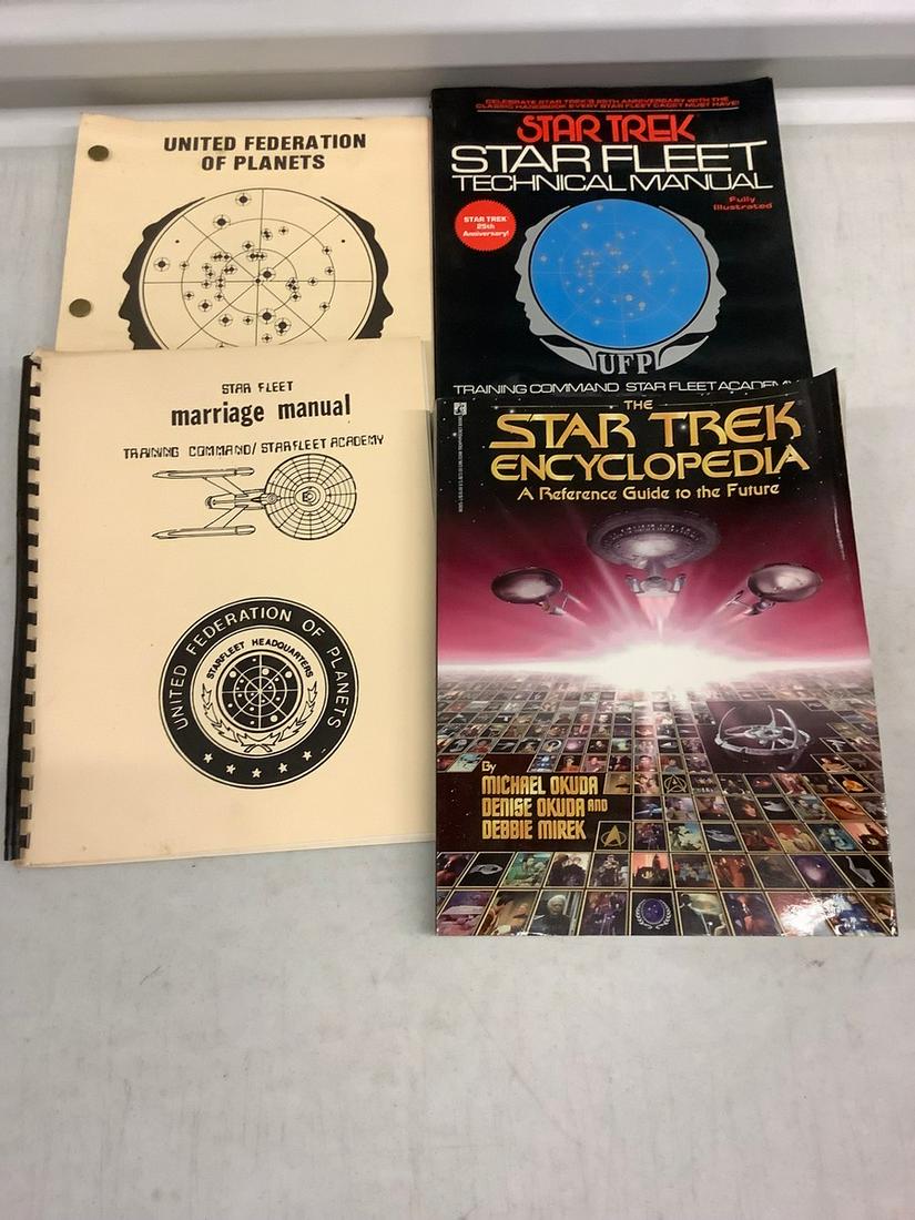 Star Fleet Technical Manual and Other Star Trek Books (1 of 1)