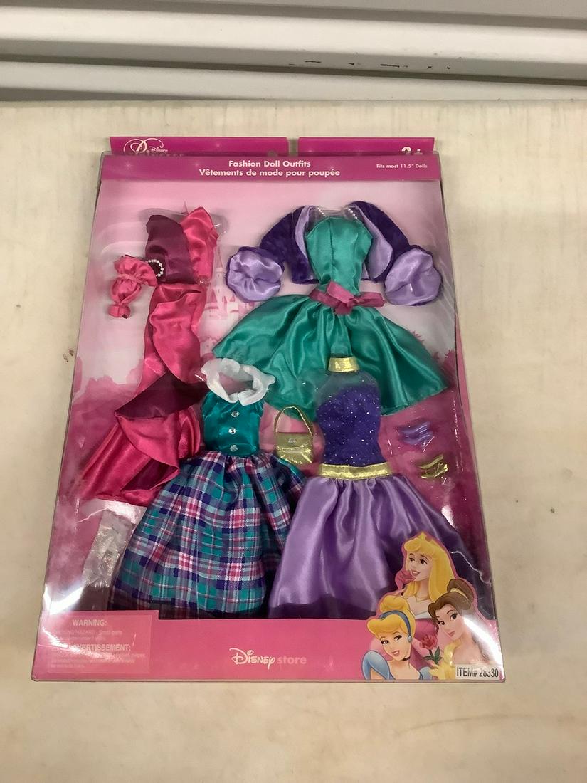 Four Disney Princess outfits mint in box: Four Disney Princess outfits mint in box